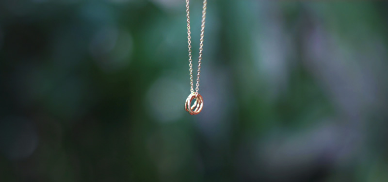 Unique Subscription Boxes: This one sends out handmade jewelry and luxury goods every month, like this gold rings necklace!
